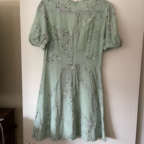 H&M Green Floral Dress Size 10 - Picture 4 of 7